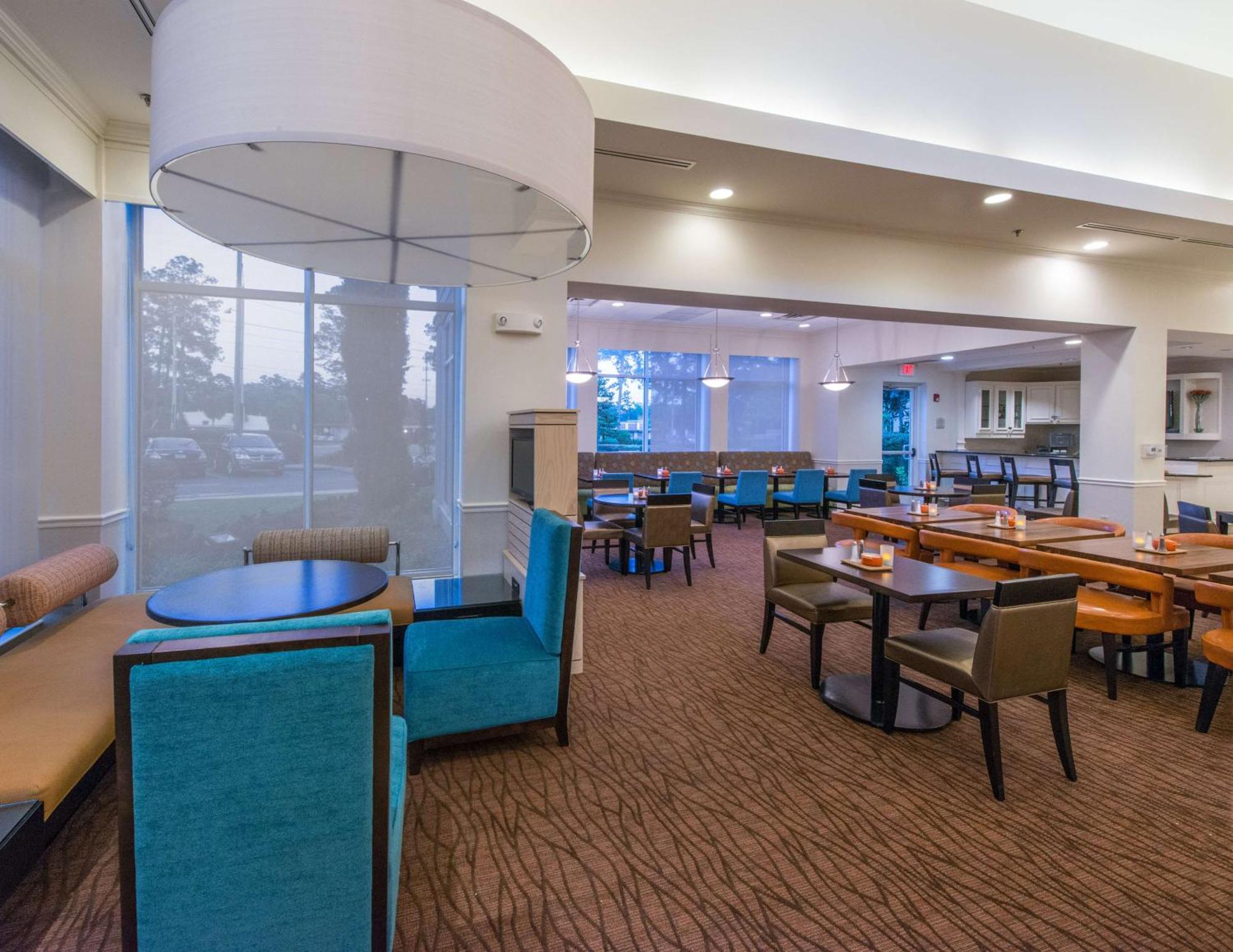 Hilton Garden Inn Tallahassee Central Экстерьер фото