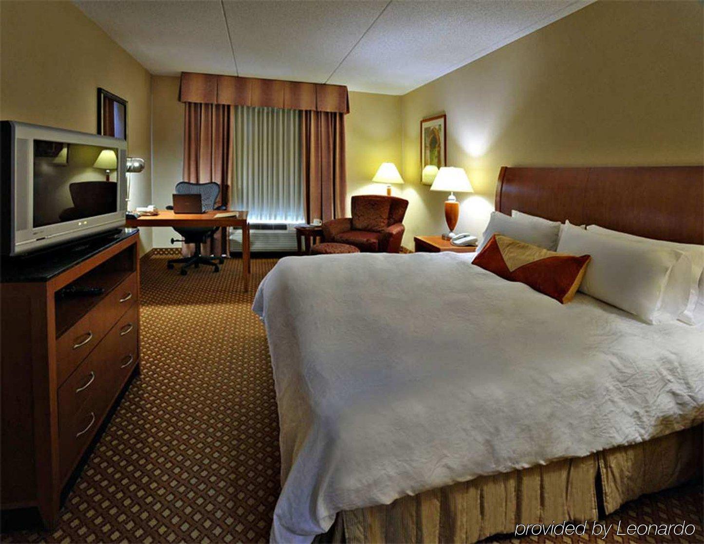 Hilton Garden Inn Tallahassee Central Номер фото